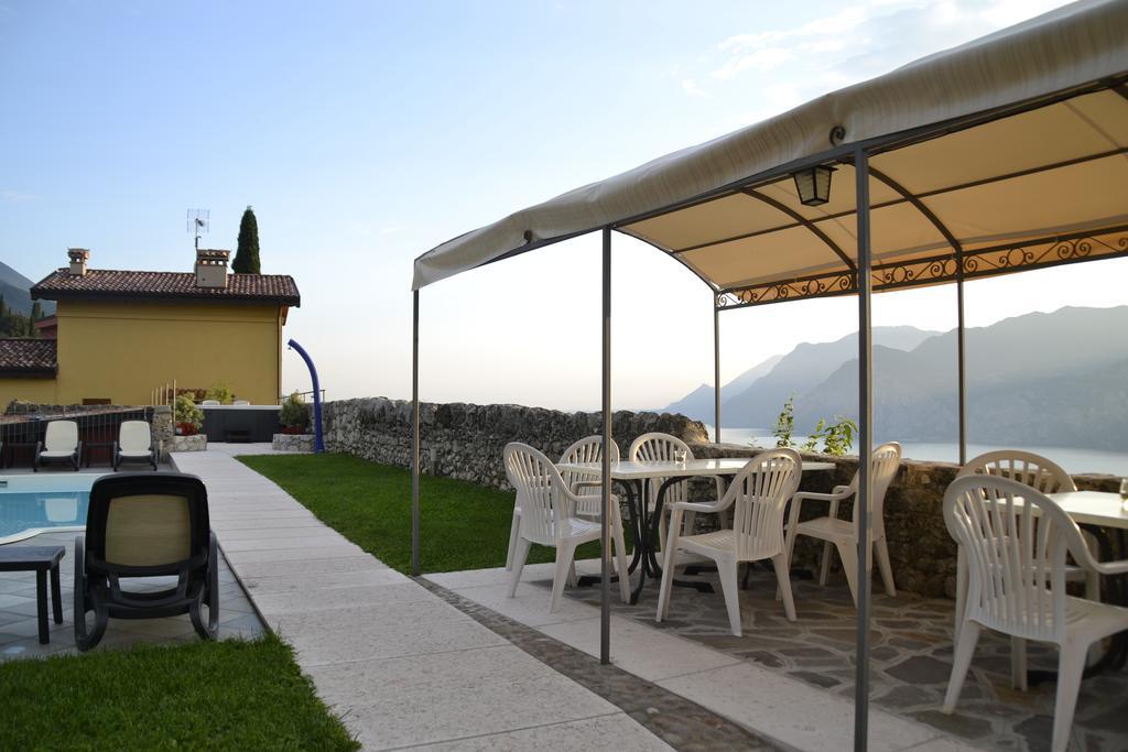 Appartamenti Casa Palazzina Мальчезине Экстерьер фото