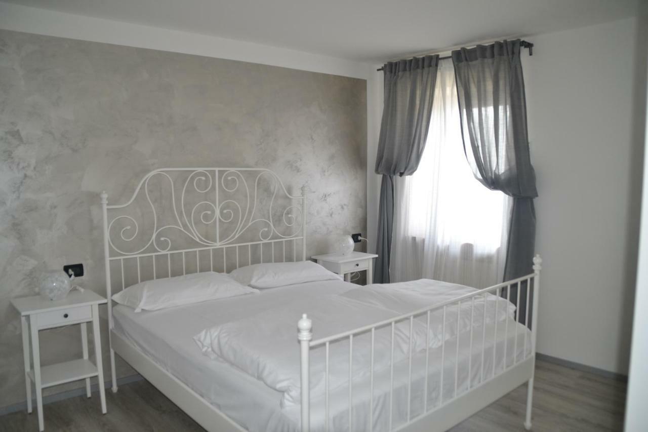Appartamenti Casa Palazzina Мальчезине Экстерьер фото